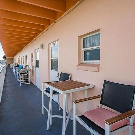 Sunrise Haven Apartment Clearwater Beach Exterior photo